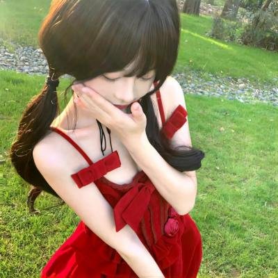 弱比少男闯女校 在线观看